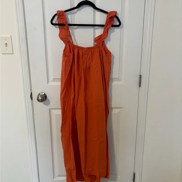 H&M Dress with Ruffle Detail - Picture 4 of 4